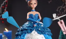 Icing On Doll Cake image